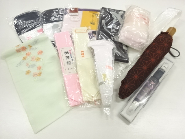 Japanese Kimono / Others (Bolt etc)